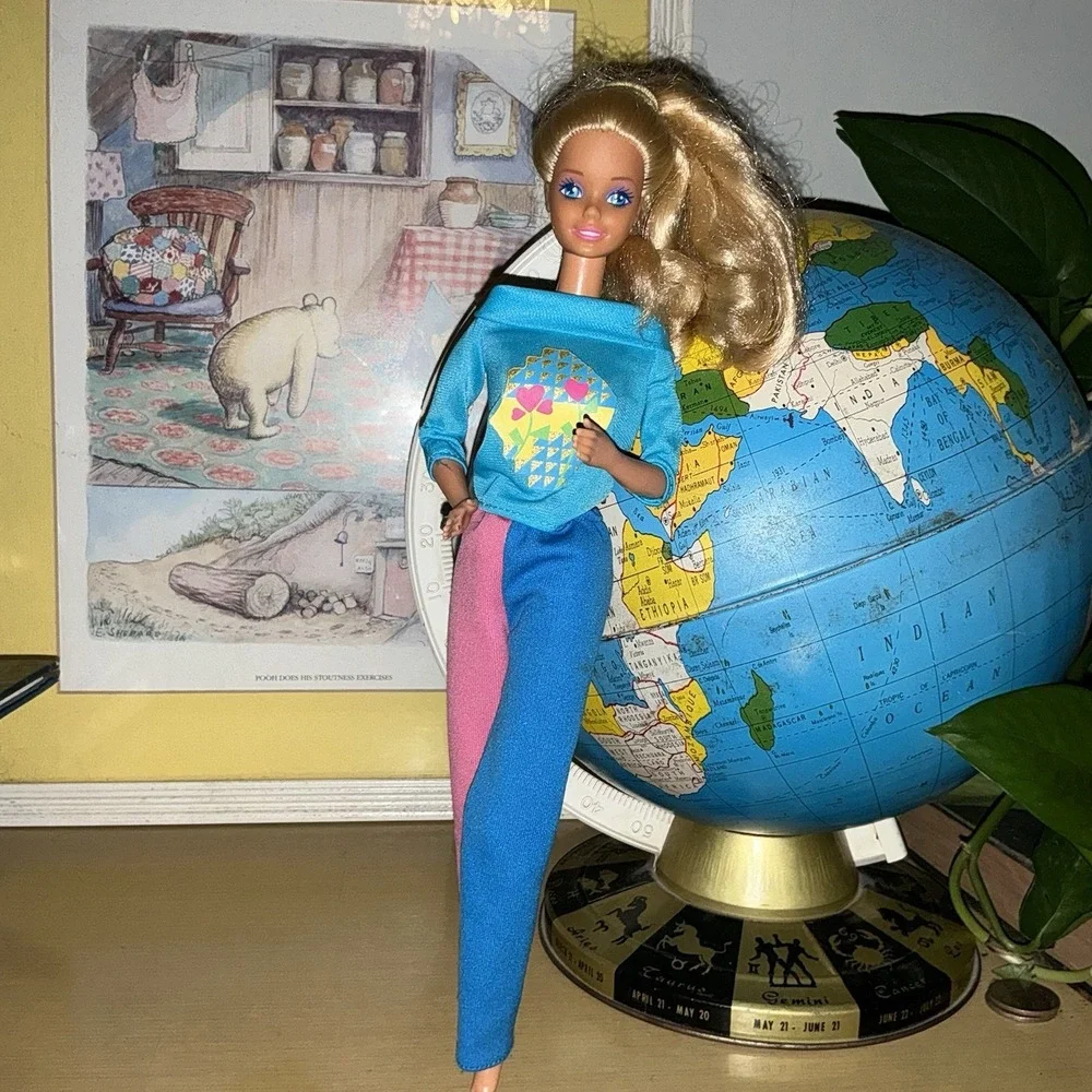 BARBIE Doll Vintage 1980s 1990s 80s 90s Blue Outfit Ring Blonde Blue Eyes